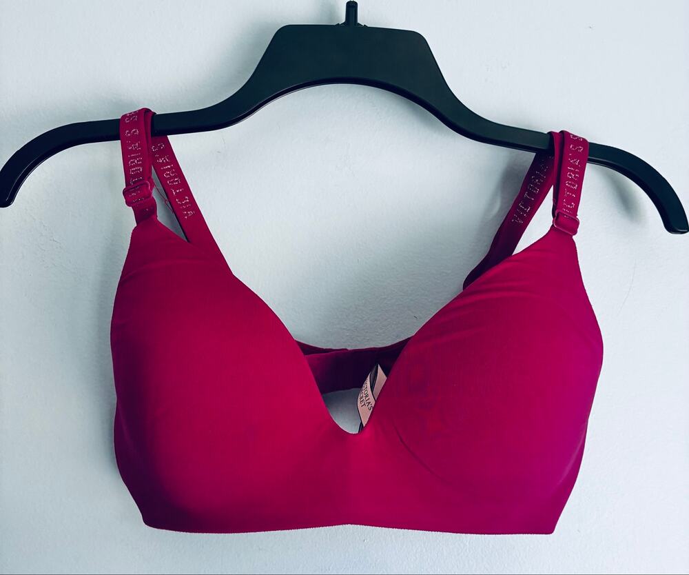 Victoria's Secret Wireless Bra 34C Lined Raspberry Pink Everyday Logo Straps